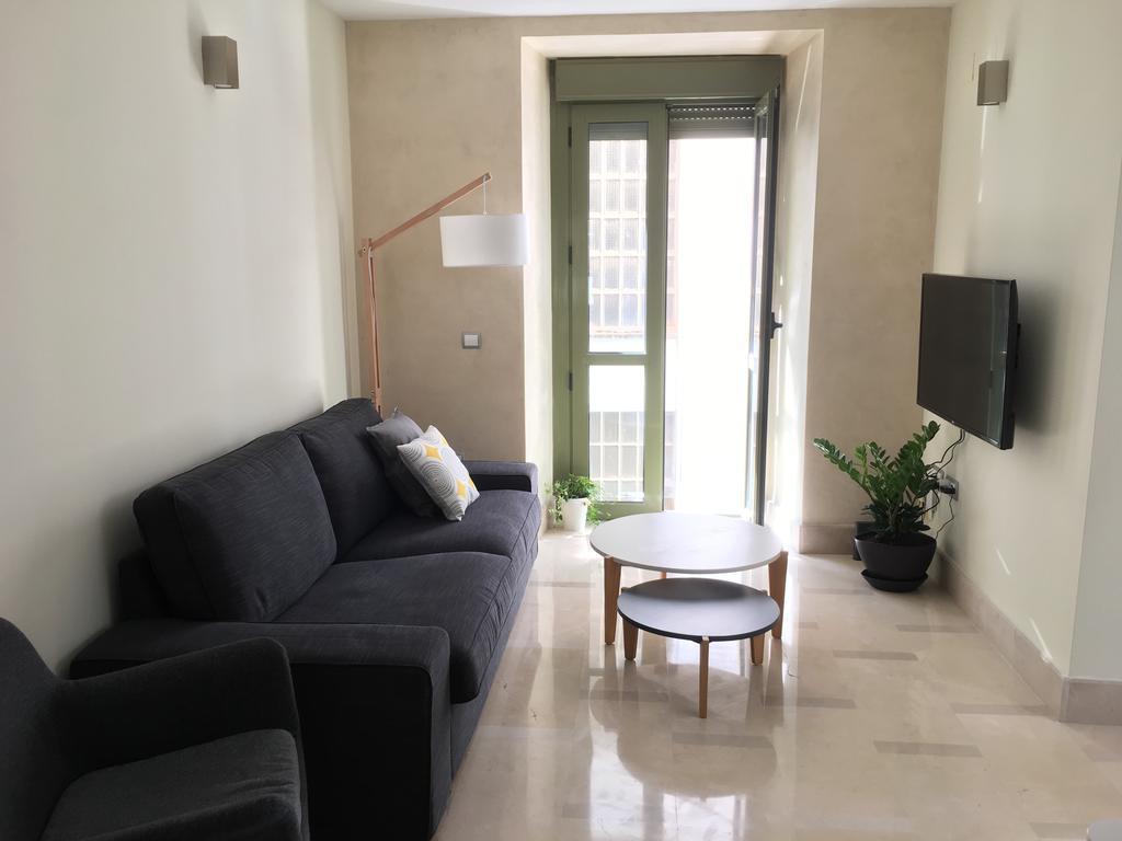 1E Azofaifo St Apartment 塞维利亚 外观 照片