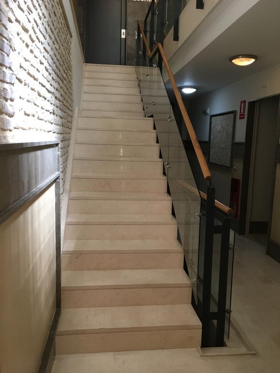 1E Azofaifo St Apartment 塞维利亚 外观 照片