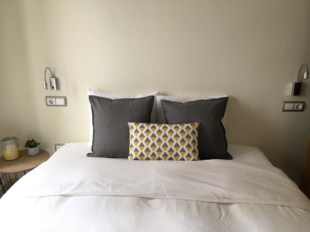 1E Azofaifo St Apartment 塞维利亚 外观 照片